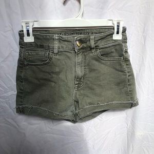 American eagle army green shorts